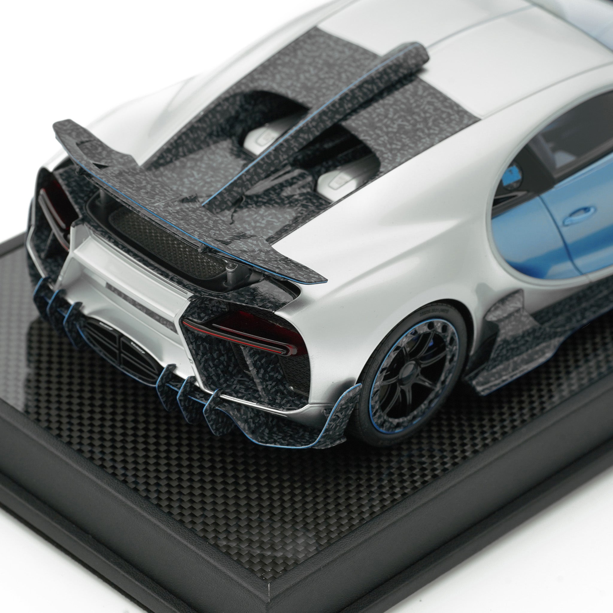 MANSORY Centuria - coche modelo 1:18